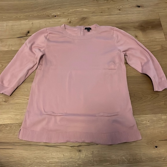 Talbots Tops - 𝅺Talbots soft pink size L